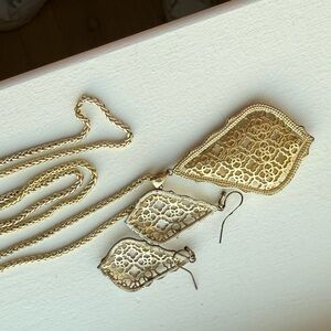 Kendra Scott Jewelry Set. Price negotiable! List price OBO!
